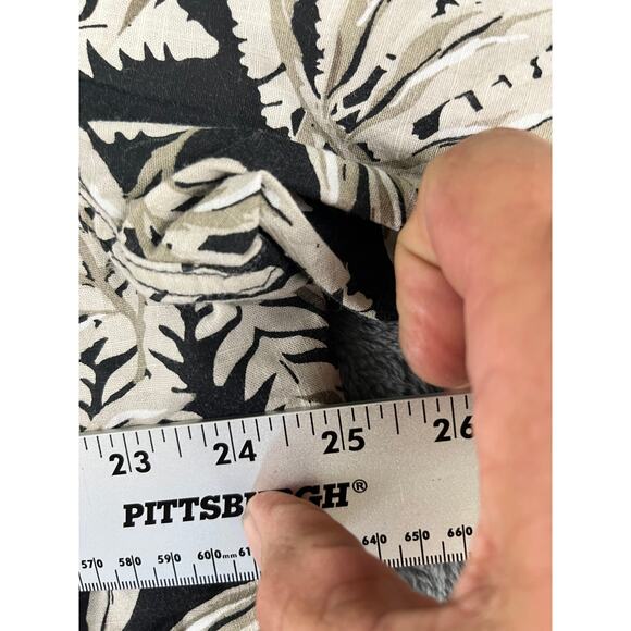 Men’s Chaps XL Black/Cream Leaf Print Short-Sleeve Camp Shirt – Excellent - Picture 8 of 10